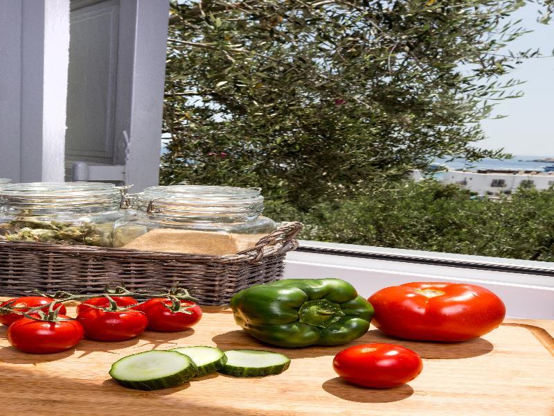 Bay Bees Sea View & Homes 3* Platis Yialos
