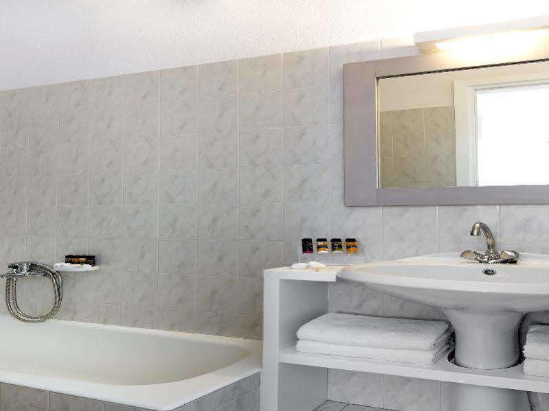 Bay Bees Sea View & Homes 3* Platis Yialos